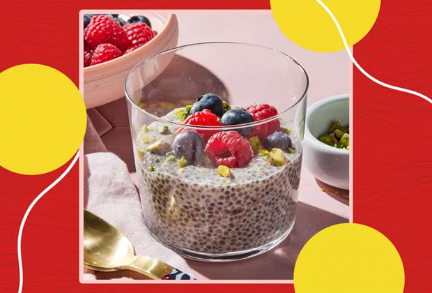 Chia seed pudding / salmon / omega-3 / DHA / EPA / ALA / Walnuts / Chia seeds / Mackerel / Herring / Hemp hearts /